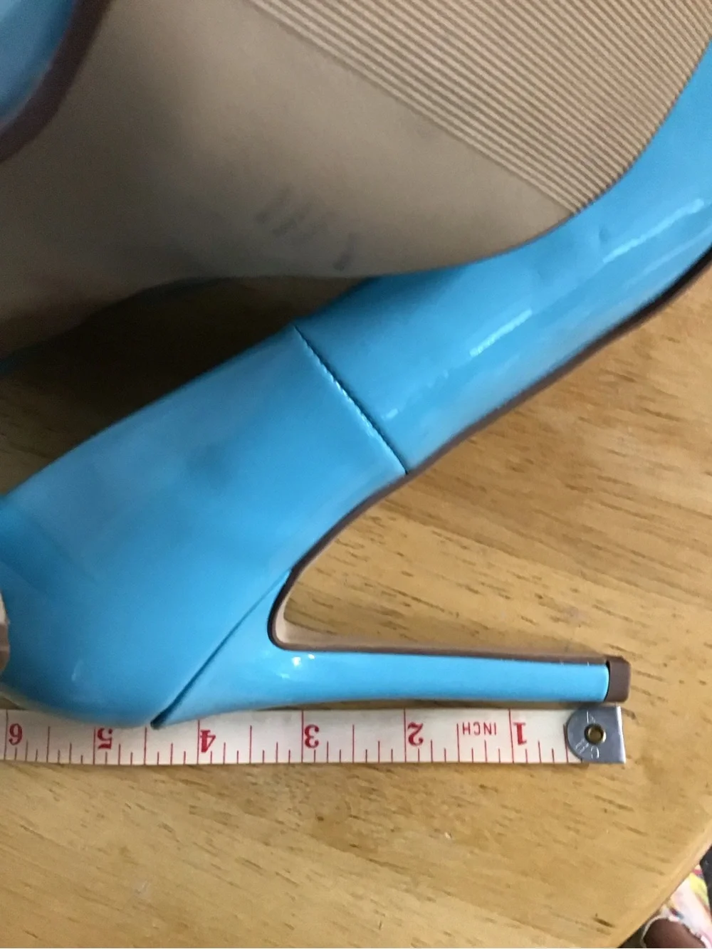 Delicious Patent Pointed-Toe Pumps in Aqua